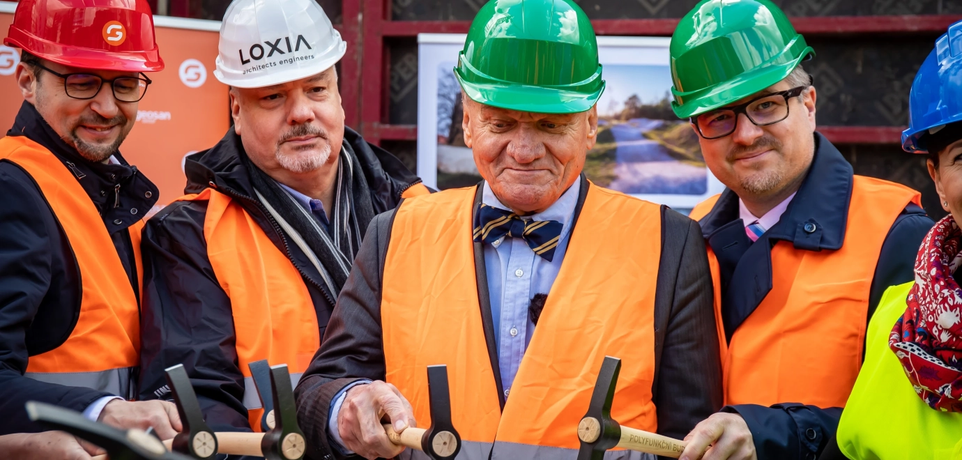 Na Černém Mostě roste unikátní polyfunkční budova